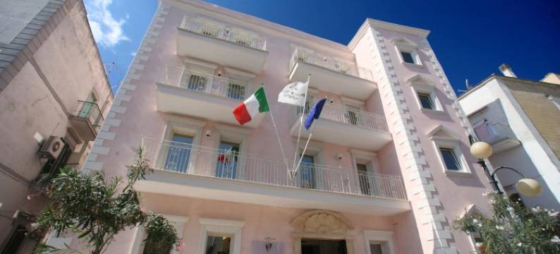 维耶斯泰皇宫酒店(Palace Hotel Vieste)图片