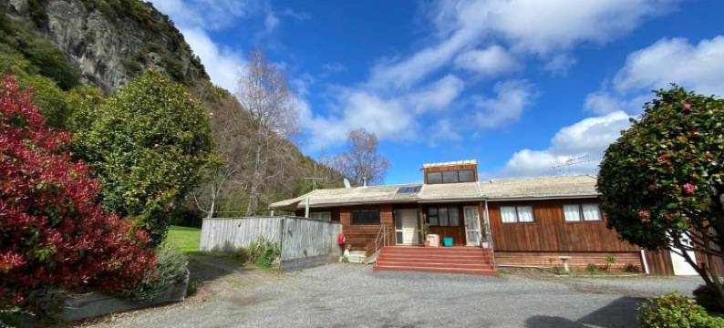 Motuoapa Bay小屋(Motuoapa Bay Chalets)图片