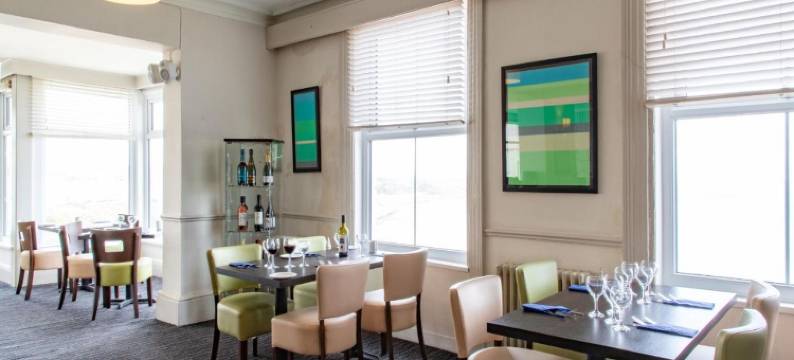 诺布雷克霍特尔由Compass酒店管理(The Norbreck Hotel by Compass Hospitality)图片