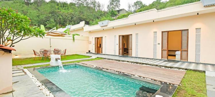 乌代布尔纳特杜瓦拉 DanCenter Parijat 带私人泳池别墅及套房(DanCenter Parijat Villas & Suites with Pvt Pool Udaipur Nathdwara)图片