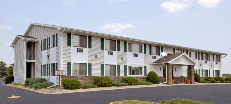 托马威斯康星速8酒店(Super 8 by Wyndham Tomah Wisconsin)图片