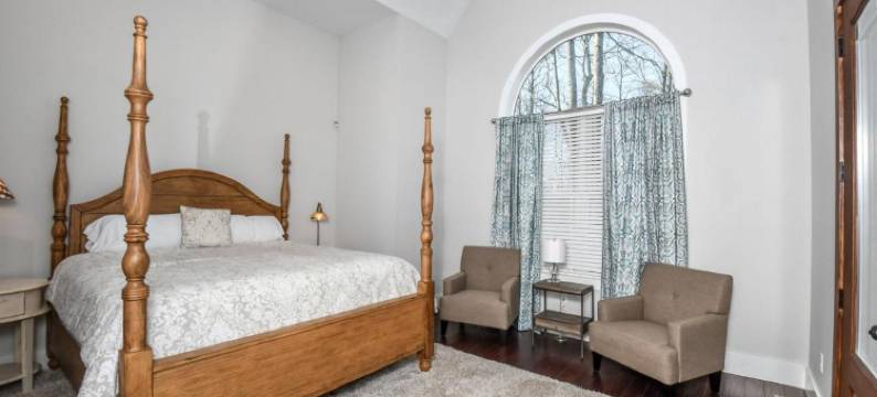 巴尔的摩木屋酒店(Biltmore Chalet)图片