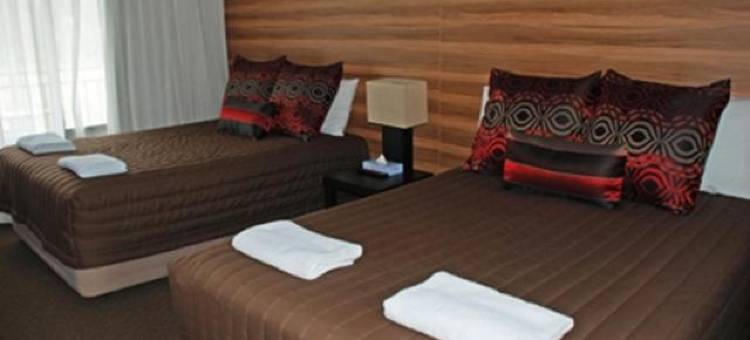 红雪松汽车旅馆(Red Cedars Motel)图片