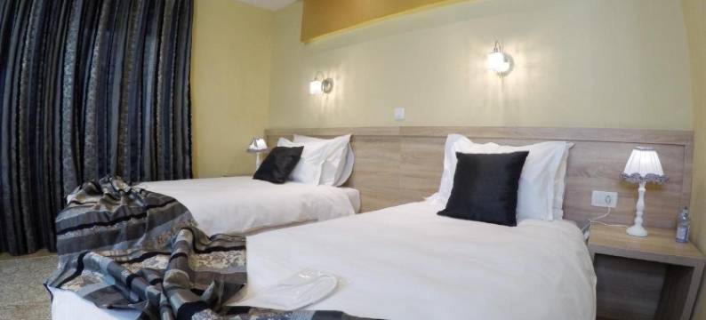 市中心别墅(Rooms Villa Downtown)图片