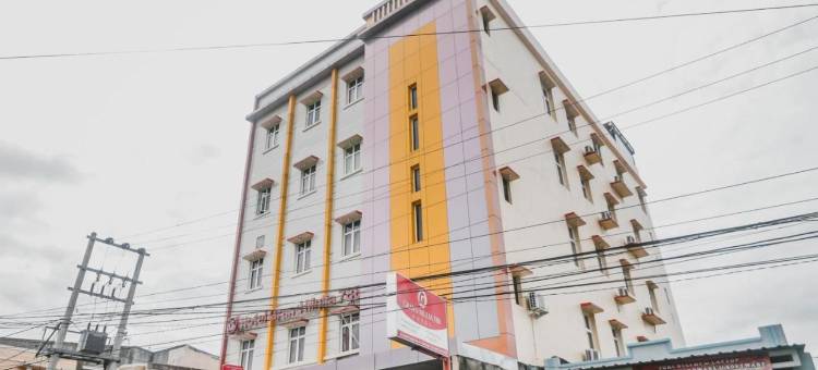 红多兹Plus酒店-近望加锡州立大学(RedDoorz Plus Near Universitas Negeri Makassar)图片