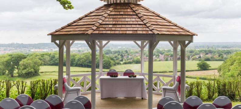 法恩罕猪背岭水疗酒店(Hogs Back Hotel & Spa Nr Farnham)图片