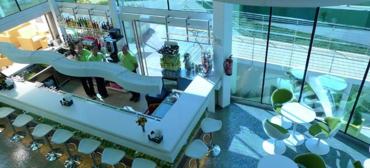 里维埃拉滨海海滩酒店 - 限成人入住(Riviera Beachotel - Adults Recommended)图片