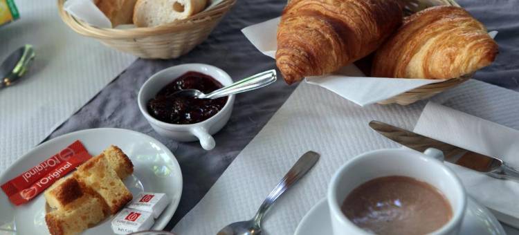 温泉酒店(Logis Hotel Restaurant des Thermes)图片