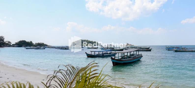 沙哈巴特海滩宾馆 - 米特拉红门酒店(Sahabat Pantai Guest House Mitra RedDoorz)图片