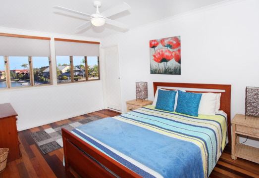 Yulunga 20 Hotel Overview