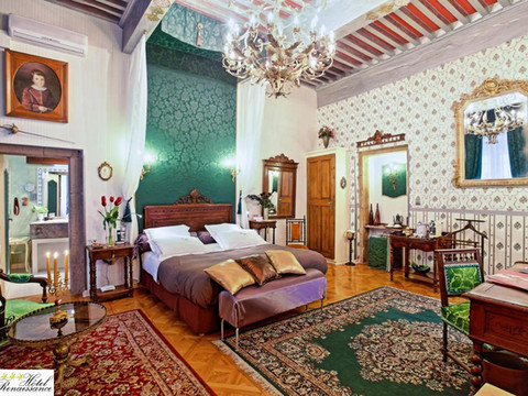 卡斯特尔万丽酒店