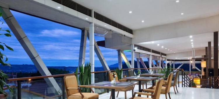 高峰皇宫酒店(Palace Hotel)图片