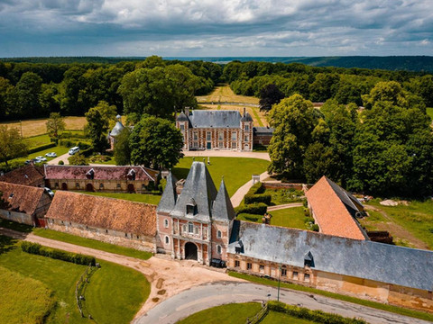 伯尼马尔城堡酒店