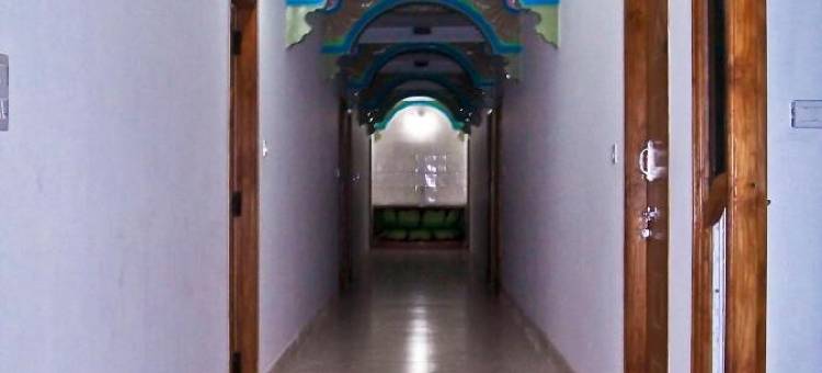 阿鲁维酒店(Aruvi Hotel)图片