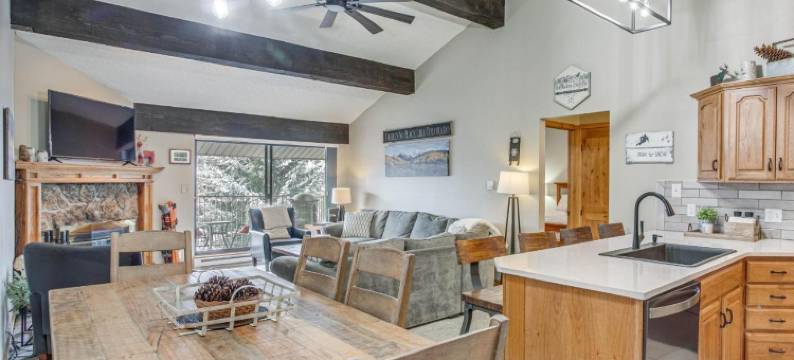 科罗拉多州度假胜地，配有游泳池和山景！(Colorado Escape with Pool Access and Mountain Views!)图片