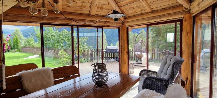 Mountain & Fjord View Apartment | Private Garden & Hot Tub图片