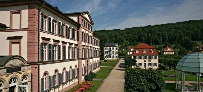 布鲁克瑙温泉酒店(Badhotel Bad Brückenau)图片