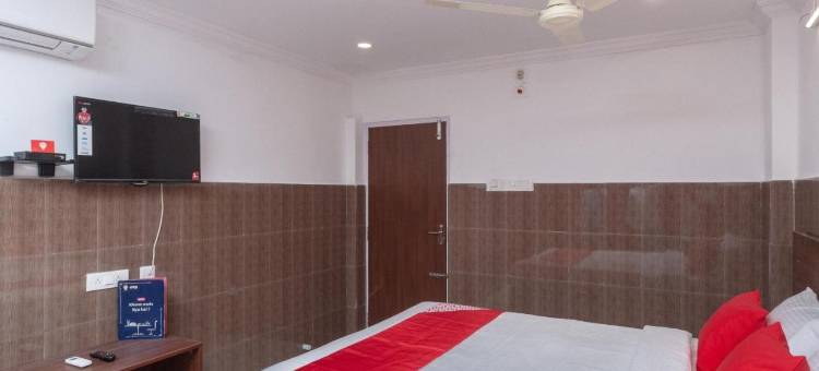 首都 O 27775 斯里尼瓦瑟住宅酒店(Capital O Hotel Srinivasa Residency)图片