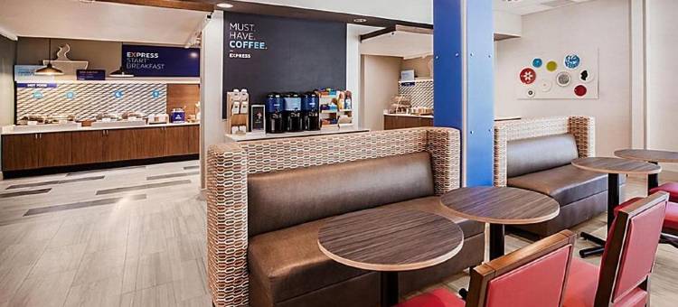 威尔斯奥贡基特肯尼邦克智选假日酒店(Holiday Inn Express Wells-Ogunquit-Kennebunk)图片