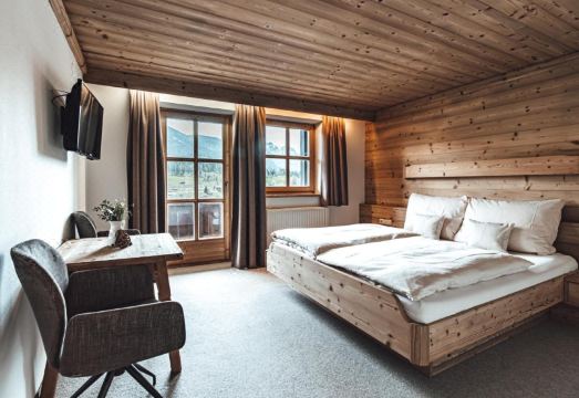 Farm Hotel Chalet Grosslehen Hotel Overview