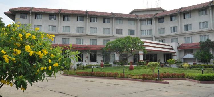 拉米特莱提鲁帕提酒店(Ramee Guestline Tirupati)图片