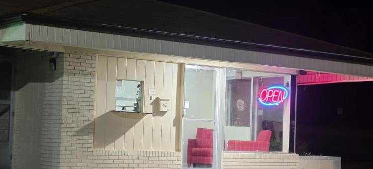 威廉姆斯顿酒店(Williamston Inn)图片