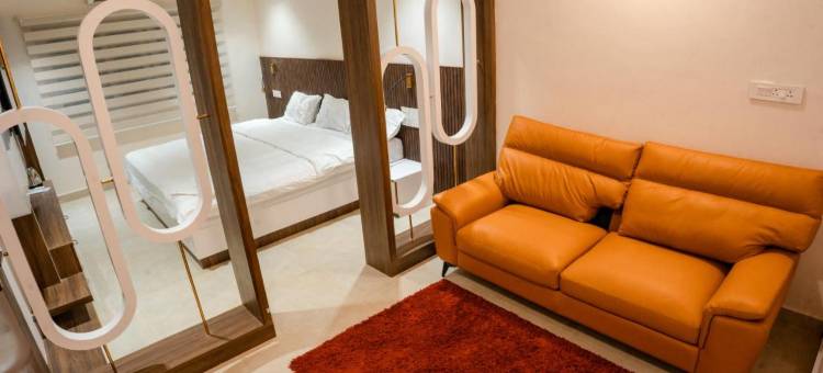 Sri Senthoor Velavan Palace SSV Palace图片