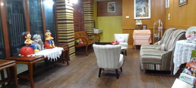 小宾馆酒店(Little Guest House Hotel)图片