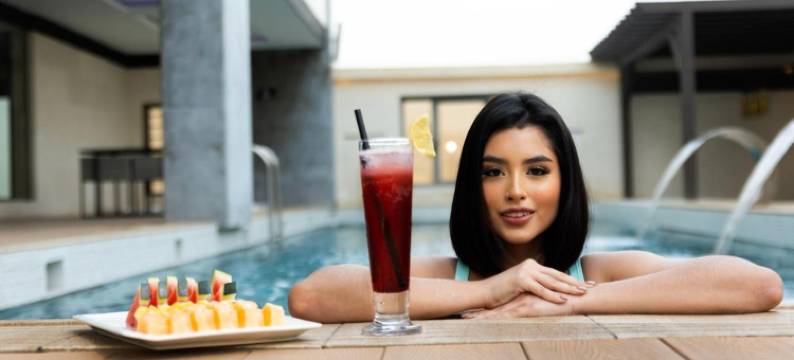 Redwaves Hotel图片