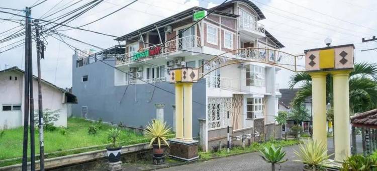 乌尔班维尤奥玛阿宁巴图酒店(Urbanview Hotel Omah Anin Batu by RedDoorz)图片