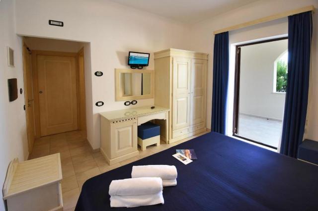 Hotel Ristorante Il VascelloOver view