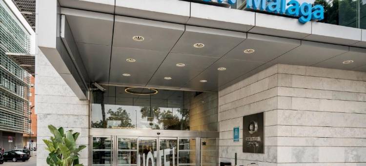 马拉加伊鲁宁酒店(Ilunion Málaga)图片