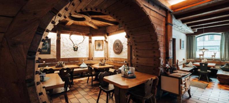 金鹿酒店(Hotel Zum Goldenen Hirsch)图片