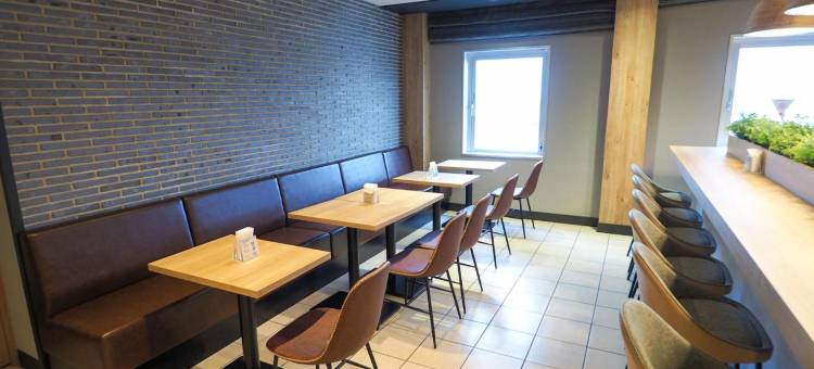 东西线市川妙典站前超级酒店(Super Hotel Tozai Line Ichikawa Myoden Ekimae)图片