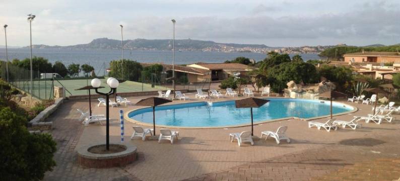 克拉布艾斯公寓式酒店(Club Esse Residence Capo d'Orso)图片