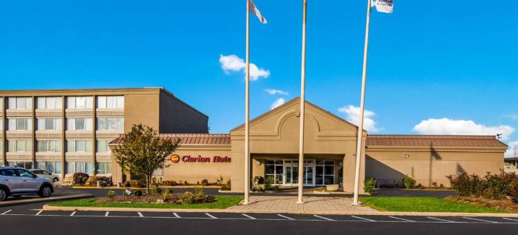 乔利埃特凯隆酒店及会议中心(Clarion Hotel & Convention Center Joliet)图片