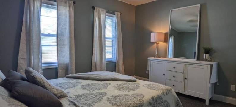 Freshly Renovated 3Br House Near Genesis West Sau图片