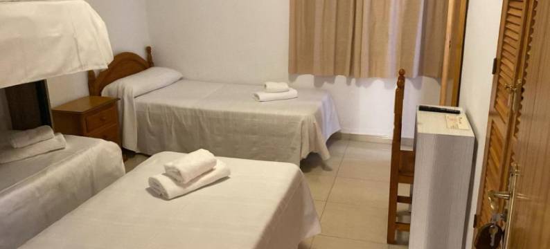 Hospedium DLJ 本纳萨尔旅馆(Hospedium Dlj Hostal Ben Nassar)图片