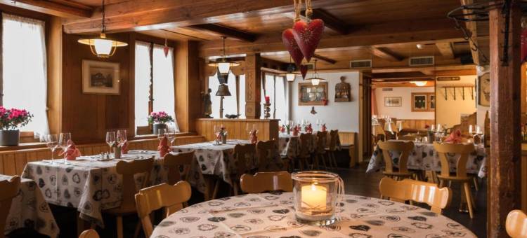赫斯臣酒店(Hotel Restaurant Hirschen)图片