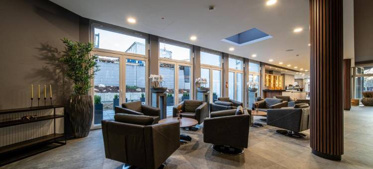 EE 酒店(EE Hotel)图片