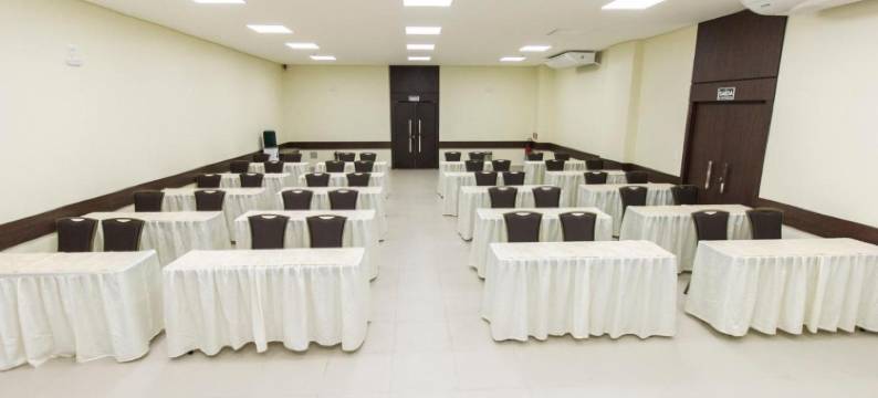 金座大酒店(Golden Plaza Hotel)图片