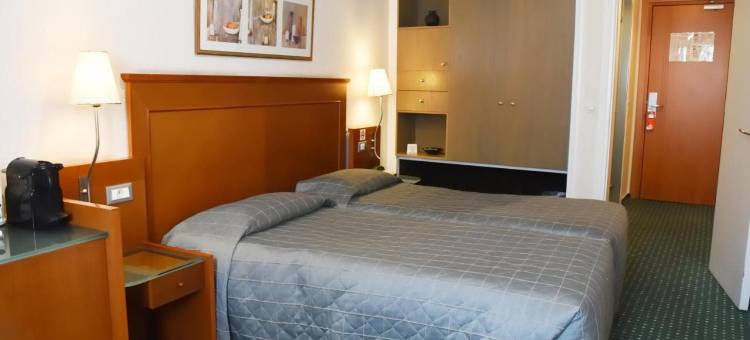 阿德里安酒店(Adrian Hotel)图片
