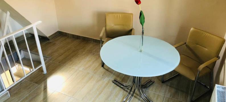 Carla Maria S Hause图片