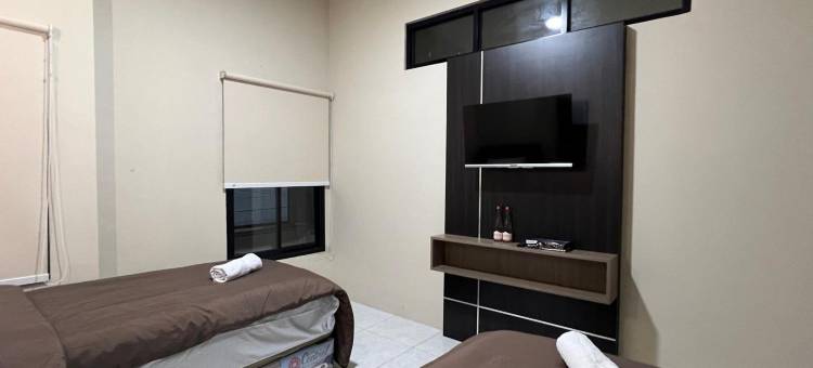 三宝垄布伦酒店红门合作(Brenn Hotel Semarang Mitra Reddoorz)图片