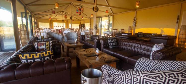 非洲野生动物园 马尼亚拉断崖露营(Africa Safari Manyara Escarpment Camping)图片