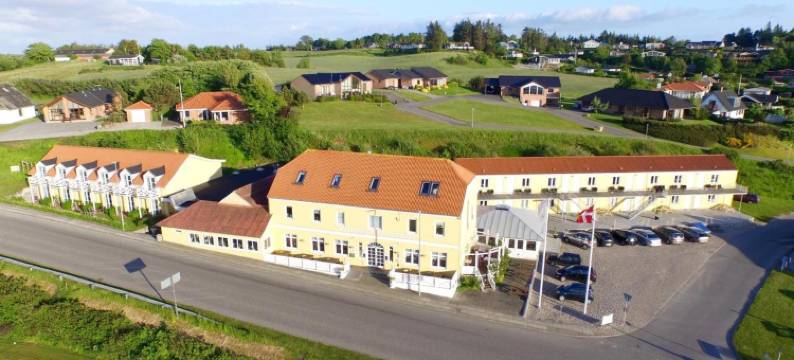 哈瓦普桑德法格库酒店(Hvalpsund Færgekro)图片