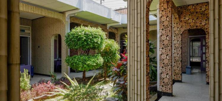 红门子 near Kebumen Station(RedDoorz Near Stasiun Kebumen)图片