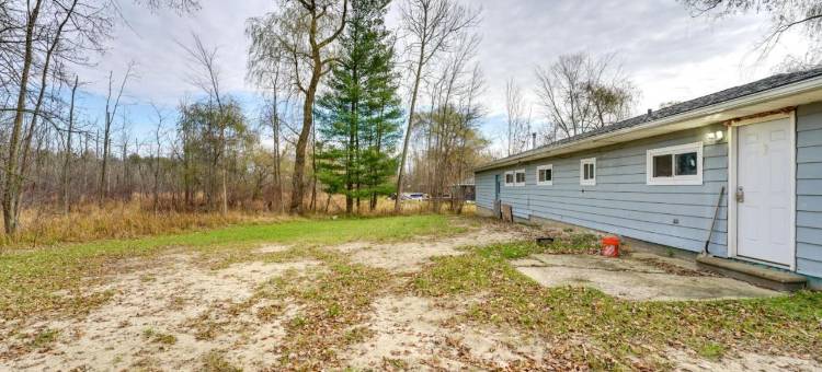 Shay湖边的安静乡村家园!(Quiet Country Home by Shay Lake!)图片