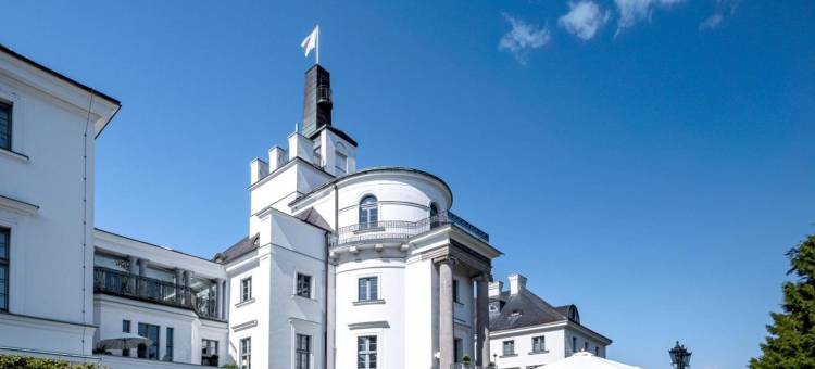 舒尔兹伯格城堡酒店(Schlosshotel Burg Schlitz)图片