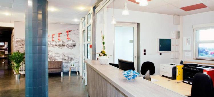 塞祖尔阿菲尔格勒诺布尔马里库里酒店(Séjours & Affaires Grenoble Marie Curie)图片